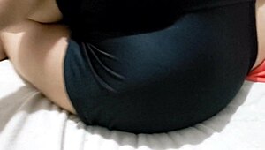 Meeting the new latina milf at the gym in mini shorts