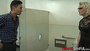 Cute shemale isabella sorrenti sucks big cock at gloryhole