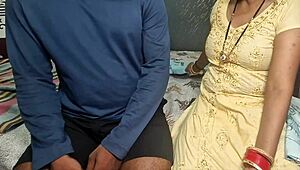 आशिश की स्टेपमॉम अकेली घर पर क्रिम्पाइड होती है डर्टी हिंदी टॉक के साथ