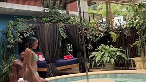 Gostosa Asiática Fodendo Na Piscina Da Pousada Liberal Com Negão Pirocudo No Pelo - Glory Hole Prostitute Gloryhole Big Ass Tits Pornstar Usa Amateurs Cock Couple Blowjob