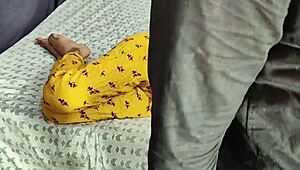 Makan Malik Ki Beti Ko Choda Ghar Me Akeli Pakar