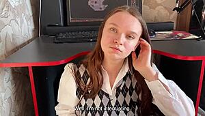 omg, stepdaughter distracts stepdad with epic dick sucking