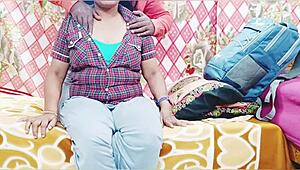 बड़ी बूब्स वाली देसि स्कूलगर्ल 18+ डर्टी टॉक चुदाई ट्राई करती है!