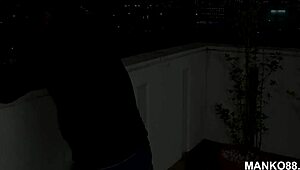 Wow, Japanese Students Suck in Shower Together!