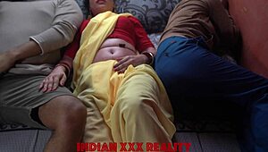 अम्म, मुझे लगता है मेरी देसि स्टेप मॉम ने मुझे क्विकी में डाला... हिंदी मैस, जानती हो?