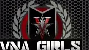 Vicky Vette Spreads Legs In Pantyhose For Cunilingus And Boobjob