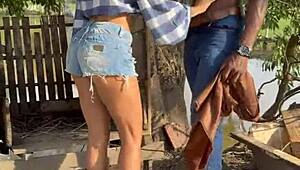 ब्लैक बीबीसी होममेड शादीशुदा हॉटवाइफ को फार्म पर इंटररेसियल ऑर्गी में चोदता है