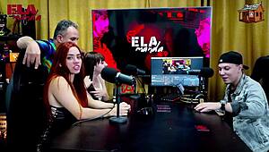 Binho Ted licks the ninfeta's pink pussy on the podcast table, muff diving and kissing!