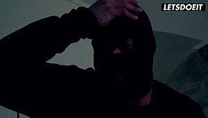 बिग डिक थीफ हॉर्नी टीन मेरीलिन शुगर को बांग करता है