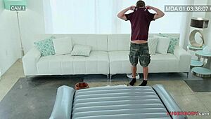 goddess valentina nappi gives client sensual massage