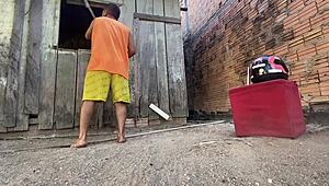 Hey, couldn't hold back, sat on Flakael in my backyard while he worked