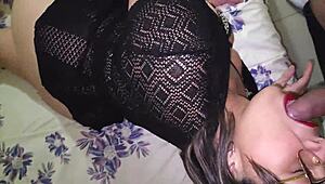 तो यह चीटिंग मिल्फ कैच हुई और उसे अपनी अस्स हार्ड पाउंड करने दी