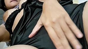 Madrastra with Big Tits Sneaks into My Room for Real Action