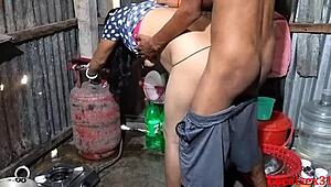 विलेज गर्ल बेस्ट डॉगीस्टाइल बैंगिंग रैंच पर