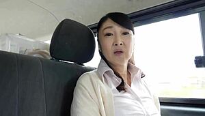 Kyoko Harada, a sixty-year-old wife, returns for another wild group session with amateurs.