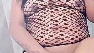 que rico montar mi dildo hasta un orgasmo fuerte! 🔥