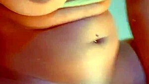 Joi Virtual Fun With Morena In Jeans