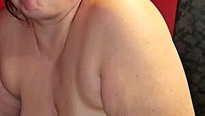 Milf Cums With Big Dildo On Pussy Walls