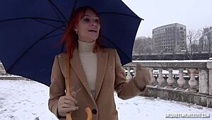 Maman A Une DOUBLE Vie Avec Pussy Lick Et Double Action