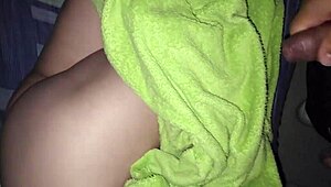 mi madrastra hechada en mi cama