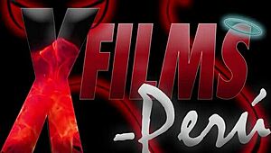 Bailarina de ballet con grandes tetas follada por su coño mojado