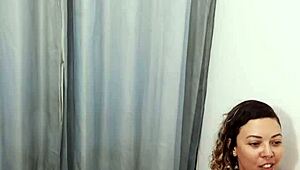 a perverted couple fucks in the store dressing room