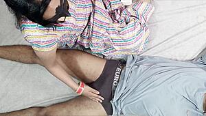 xxx- desi indian pinki bhabhi ne apne devar ka lund chusa or chudai ki