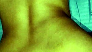 I fuck my wife's pussy up close with saliva and big cock.