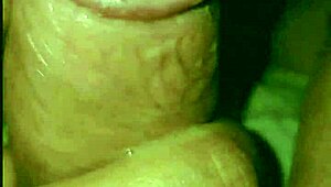 Dominican BBW loves giving cock blowjobs