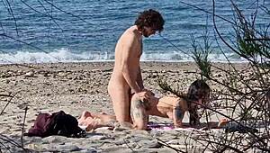 beach sex between two passionate lovers female squirting orgasms at 7 40 and 13 25 - - video shot with my new telephoto lens