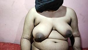 गर्लफ्रेंड की बड़ी गंद और बड़ी छाती