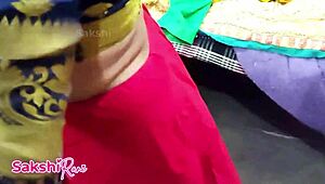 Dever enter room, bhabi show sexy big ass in paticot?