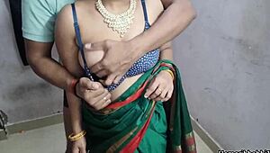 हॉट इंडियन देसी भाभी पिंक सिल्की साड़ी में चुदाई