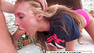 Samantha's blowjob turns into hardcore creampie