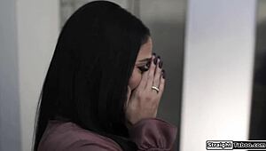 you're makin me watch you fuck the teen neighbor thru the window