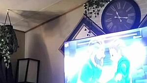 Goldielox Plays With Herself In Panties