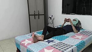 मेरा वैलेंटाइन डे स्टोरी फेवरेट सौतेले भाई के विशाल लंड से गंदी हो गई!