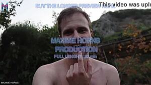 Gay Outdoor Show Mein Bade Toys Se Fisting Aur Lund Chusai Aadmiyon Ke Saamne 😜