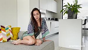 Ersties exhibitionist ana fingers her shaved pussy and ass in public 😍