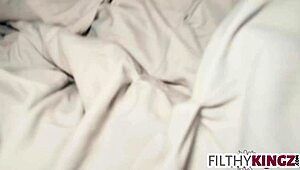 Recording Stepmom's Intimate Moment With Creampie