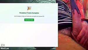 Powerful 19cm cock lasts hours in exercise