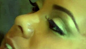 i angelica black and olivia winters kissing soo passionately