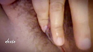 i'm a chubby pinay with big tits pleasuring myself