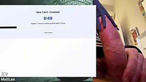 Powerful 19cm cock lasts hours in exercise