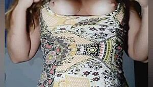 Mireladelicia Boldly Strips And Uses Dildo On Her Pussy.