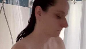 Hey, check out Ivy19921 taking a relaxing shower in this retro clip 😊