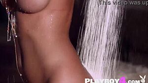 Sexy big tits redhead milf jaime edmondson posed totally naked outdoor