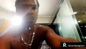 Redhead Amateur Licks Black Cock in Bath Before Creampie Fuck