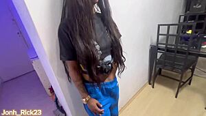 I invited my muscular neighbor for deepthroat blowjob, and his girlfriend joined in bareback