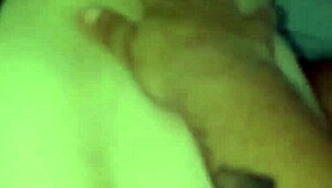 Amateur gives sloppy blowjob